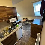 Bed & Breakfast Balatonfueredi Borostyan Panzio