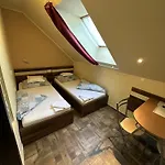 Balatonfueredi Borostyan Panzio Bed & Breakfast 3*