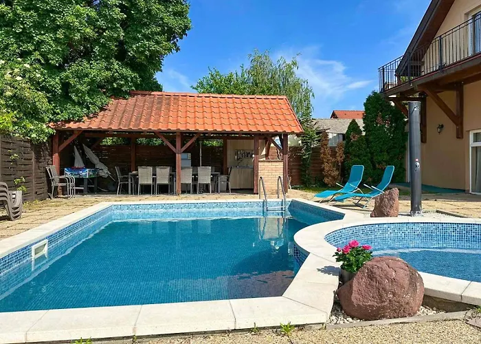 Balatonfueredi Borostyan Panzio