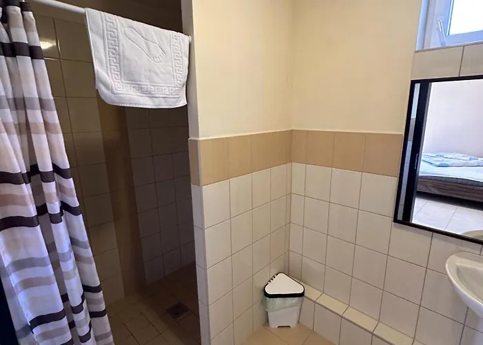 Oda ve Kahvaltı Balatonfueredi Borostyan Panzio Balatonfüred