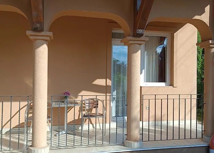 Balatonfueredi Borostyan Panzio 3* Balatonfüred